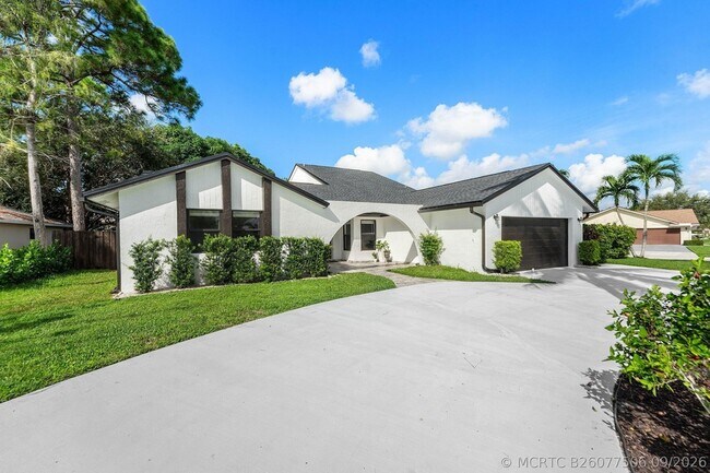 Building Photo - 13645 Exotica Ln