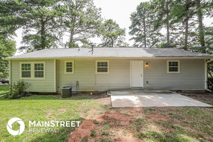 Building Photo - 608 Upland Ridge Dr NW