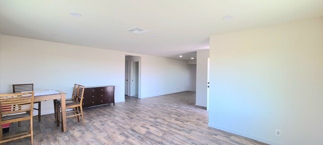 Building Photo - NEW NEW NEW!  NEW HOME ON ACRE HUGE LOT!