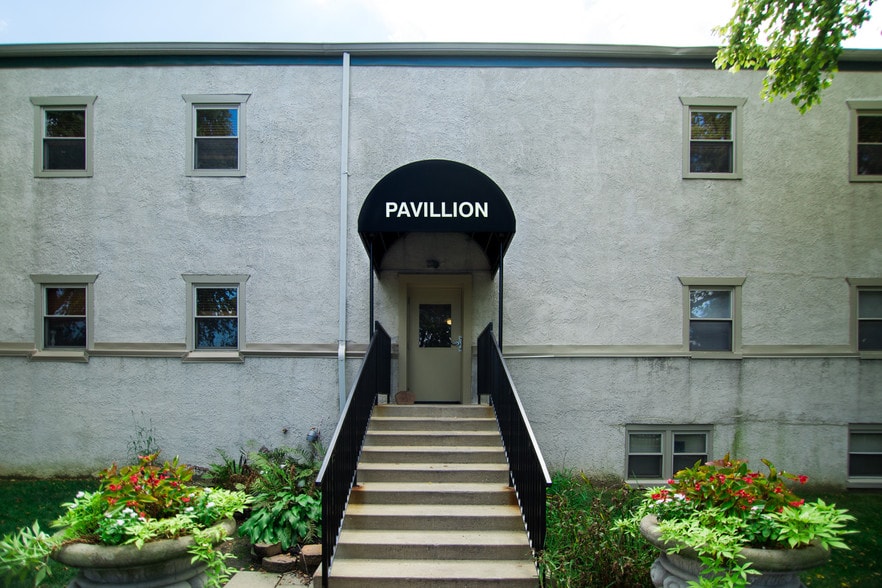 Primary Photo - Pavillion