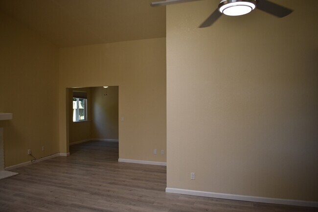 Building Photo - 4790 Winona Way
