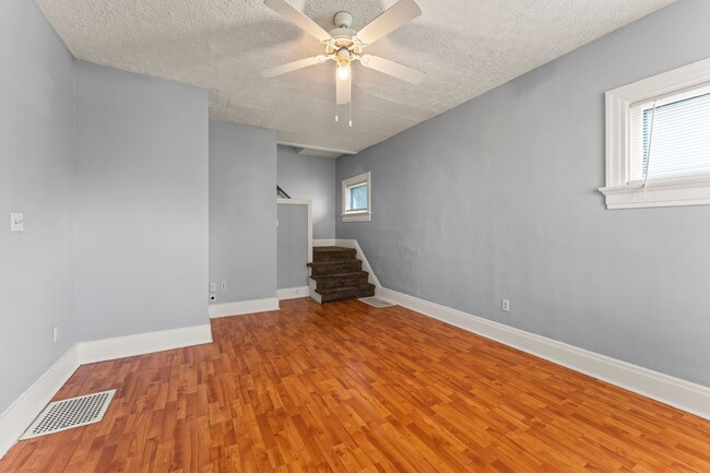 Building Photo - Charming 2 beds 2 Bath in Dayton!