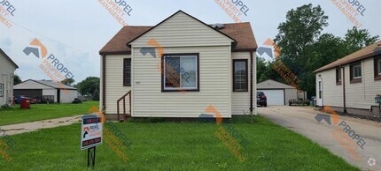 Building Photo - 25117 Malvina Ave