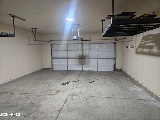 Building Photo - 1229 Questa Ct