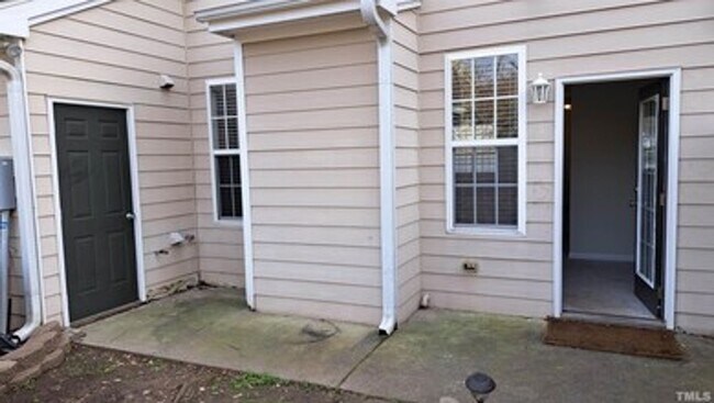 Building Photo - 3 BR/2.5BA | Newly Renovated Single Family Home |  Private Patio | In Raleigh!