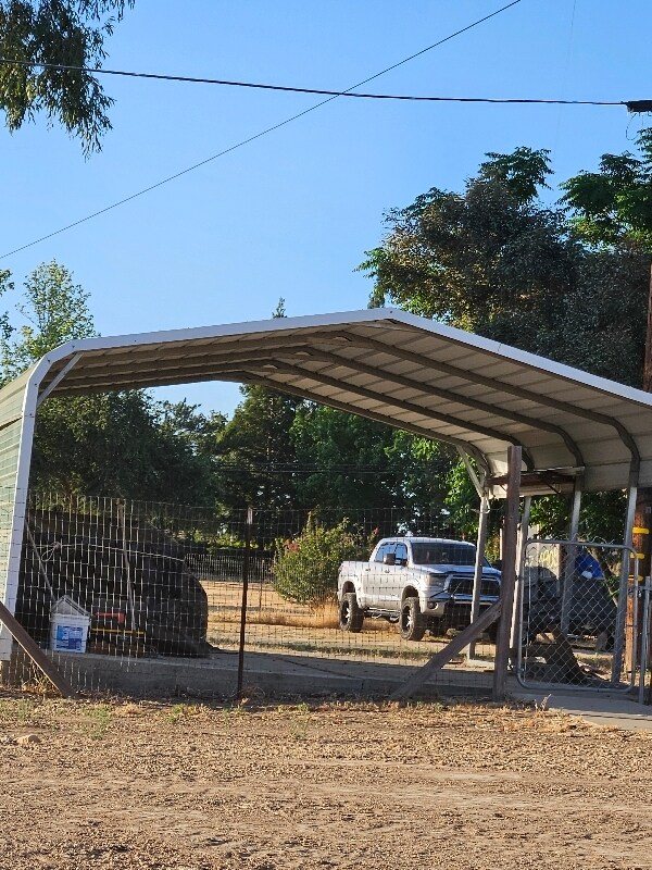 Building Photo - 2695 Baseline Rd