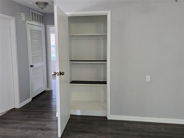 Building Photo - 4855 Kyledale Ct