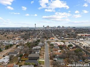 Building Photo - 1334 Center St