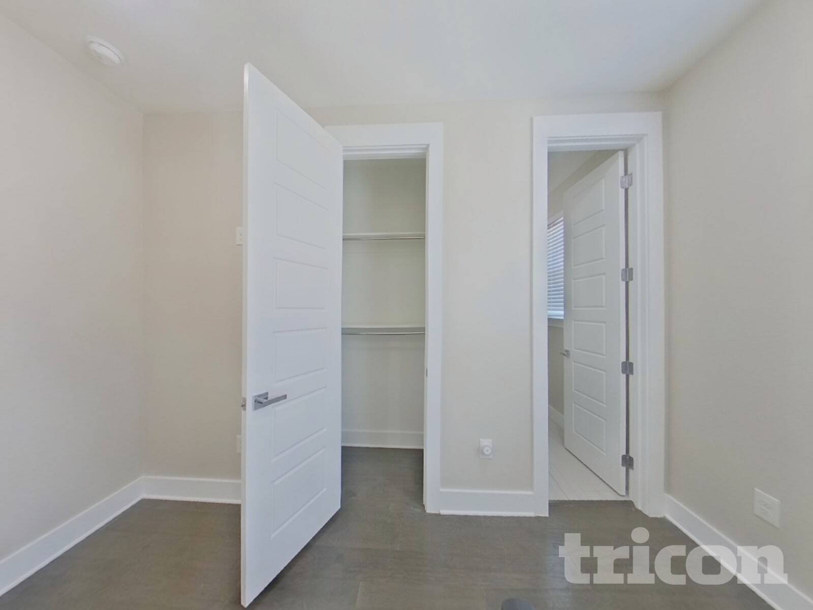 Building Photo - 209 S Village Way