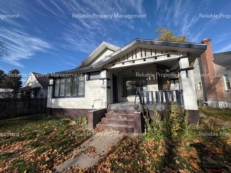 Primary Photo - 562 I St