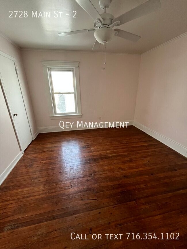 Building Photo - 2728 Main St