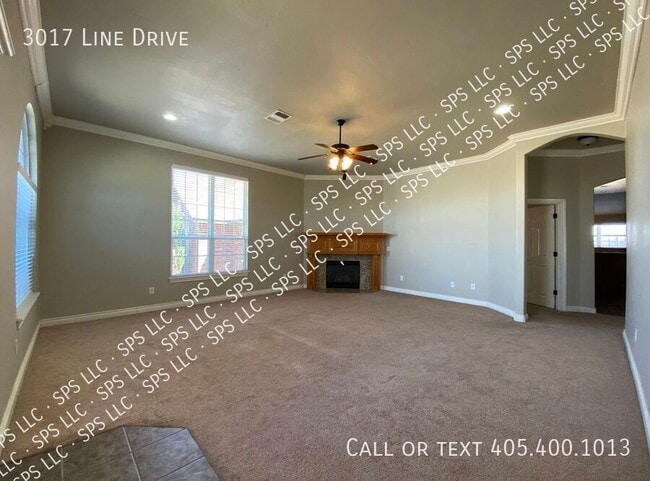Building Photo - 3017 Line Dr