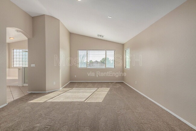 Building Photo - 5215 W Hasan Dr