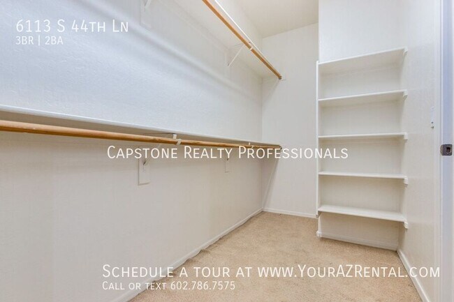Building Photo - 6113 S 44th Ln