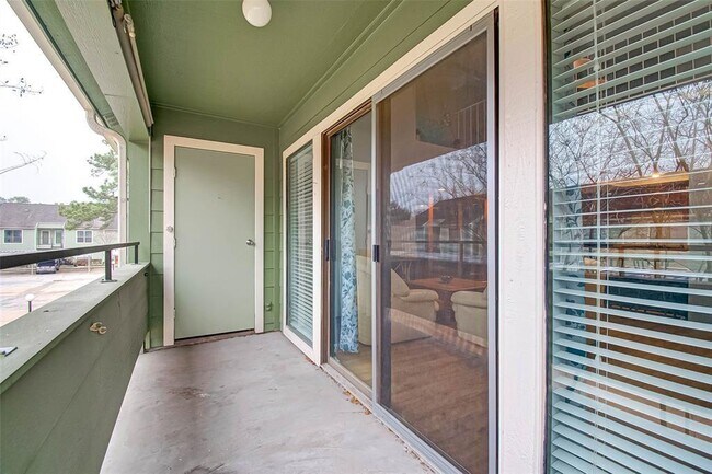 Building Photo - 14777 Wunderlich Dr