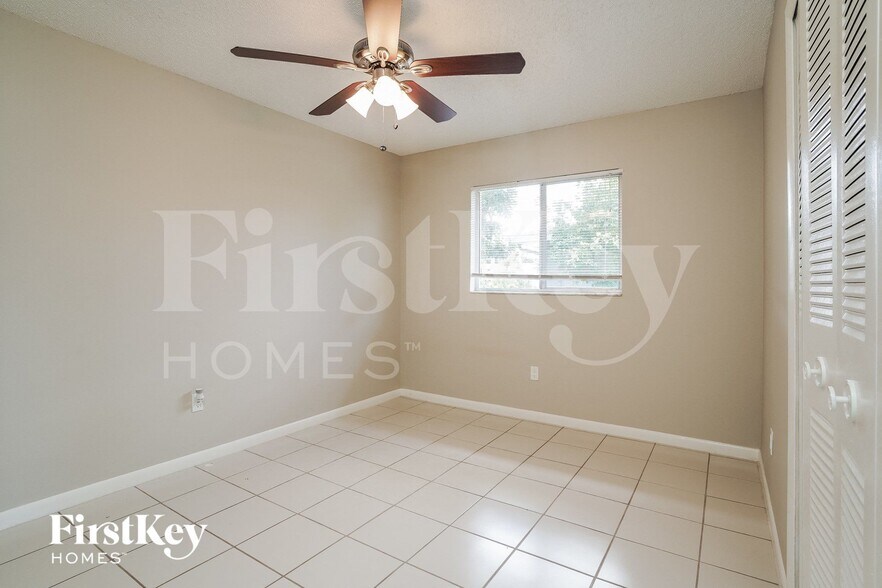 Building Photo - 1307 SE 45th St