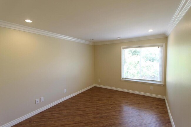 Building Photo - 15329 Bambi Ct