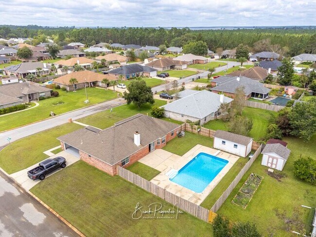 Building Photo - 2100 Blue Wind Dr