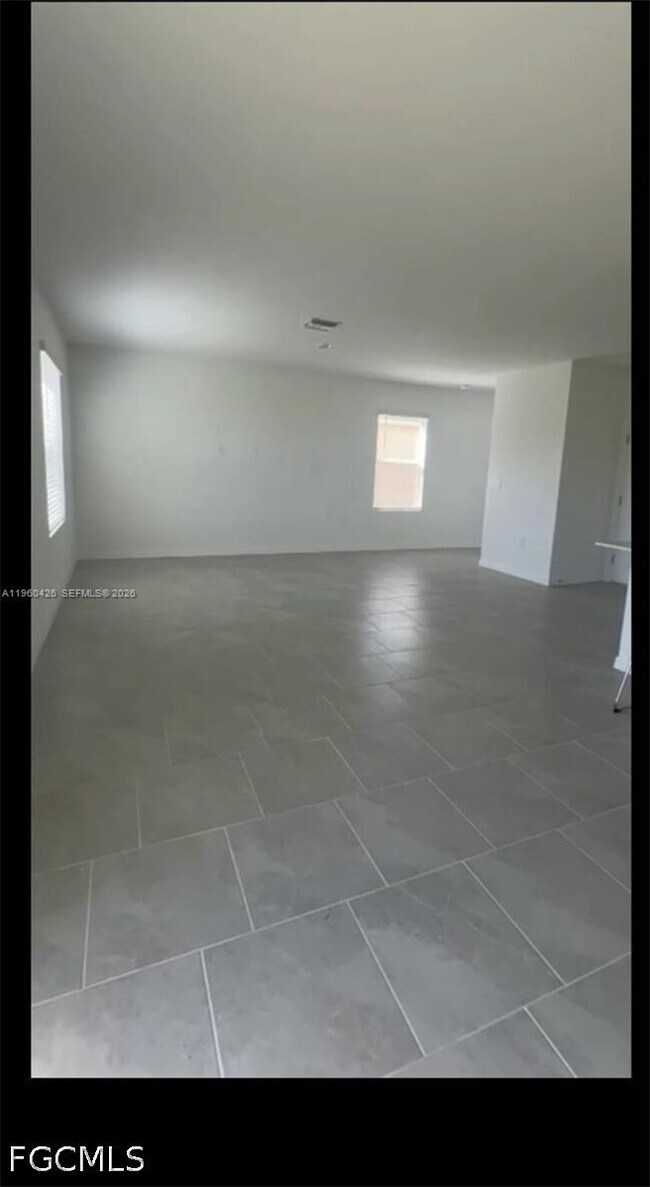 Building Photo - 11812 Cloverly Ln