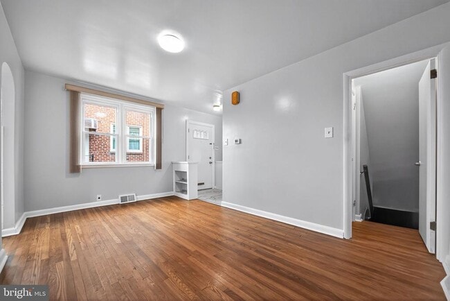 Building Photo - 9050 Convent Ave