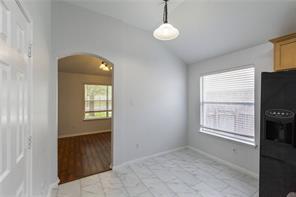 Building Photo - 1509 Weatherford Dr