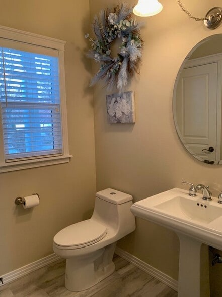 Building Photo - 191 N Cove Colony Way