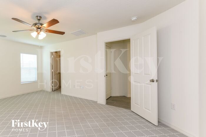 Building Photo - 16540 Centipede St