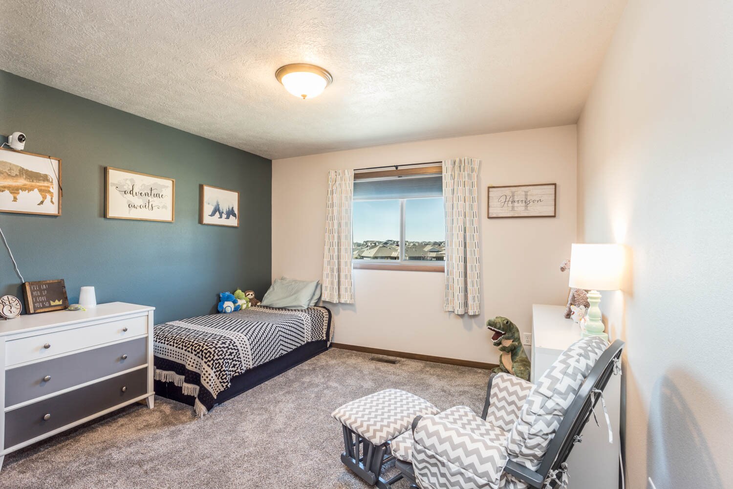 Bedroom 1 - 4221 N Knob Hill Ct