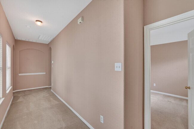 Building Photo - 138 Zephyr Bend Pl