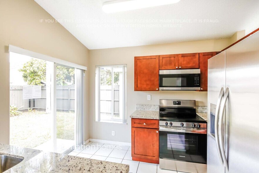 Building Photo - 14233 SW 177th Terrace