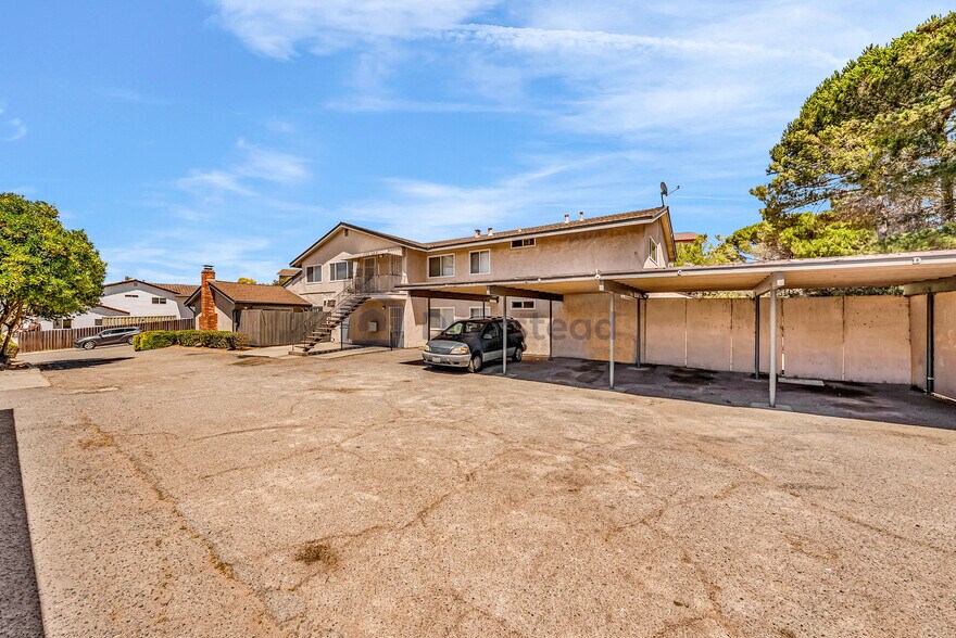 Building Photo - 709 Pope Dr