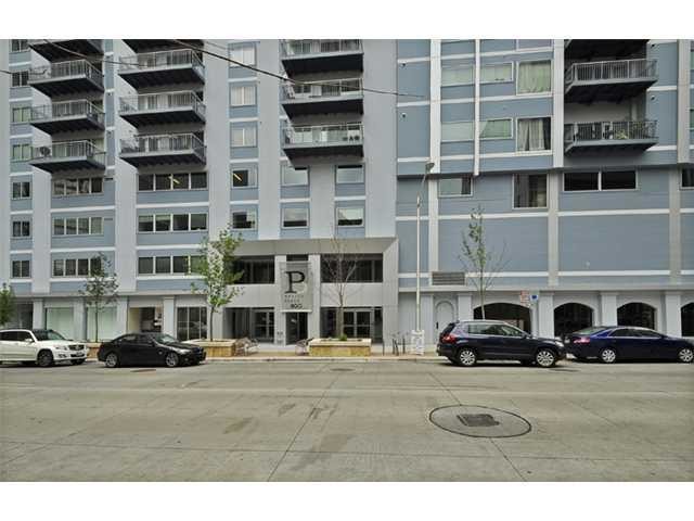 Building Photo - 800 Brazos St