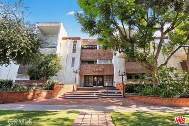 Building Photo - 360 S Euclid Ave