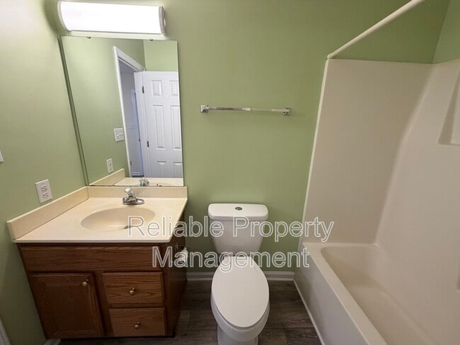 Building Photo - 361 S Moore St