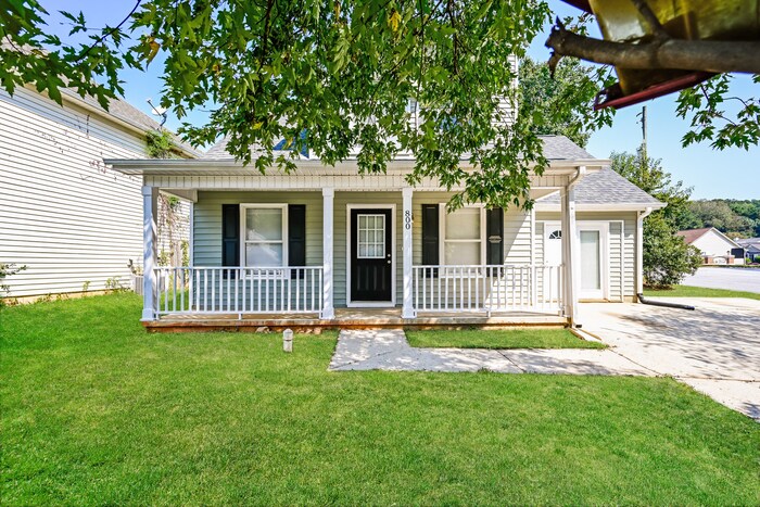 Primary Photo - 800 Tramore Dr