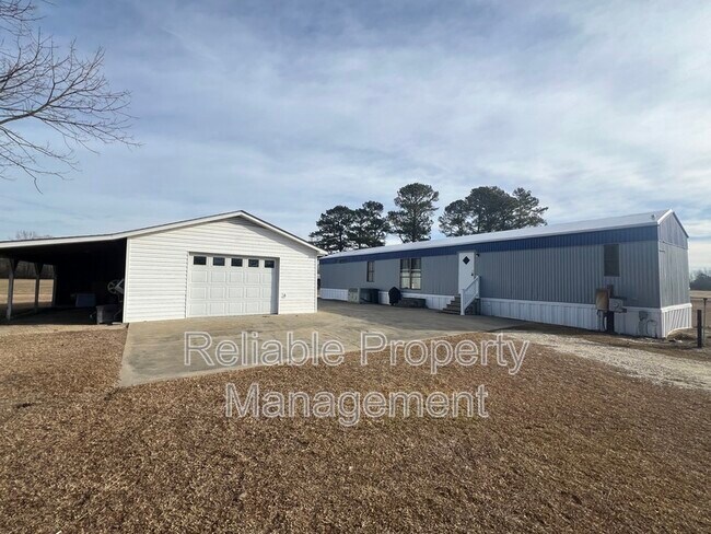 Building Photo - 905 O B J Rd