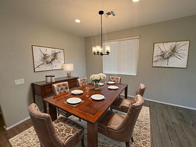 Building Photo - Star Valley Beauty 4 bedroom two bath built in 2023