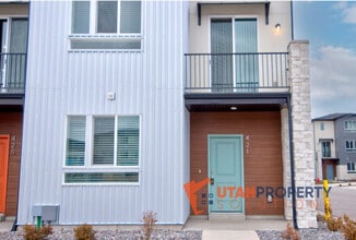 Building Photo - 421 S 960 W
