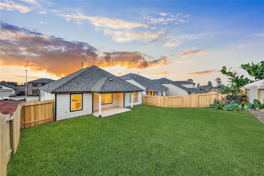 Building Photo - 12411 Southern Trail Ct