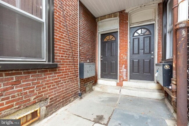 Building Photo - 131 W Susquehanna Ave