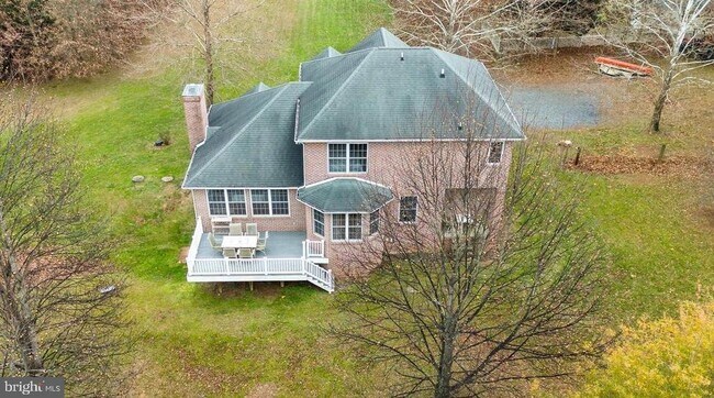 Building Photo - 39 N Friendship Ct