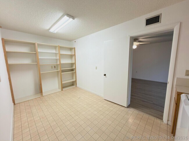 Building Photo - 2581 Village Blvd