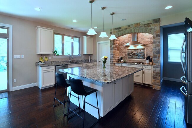 Building Photo - 72 Kimball Grove Ct