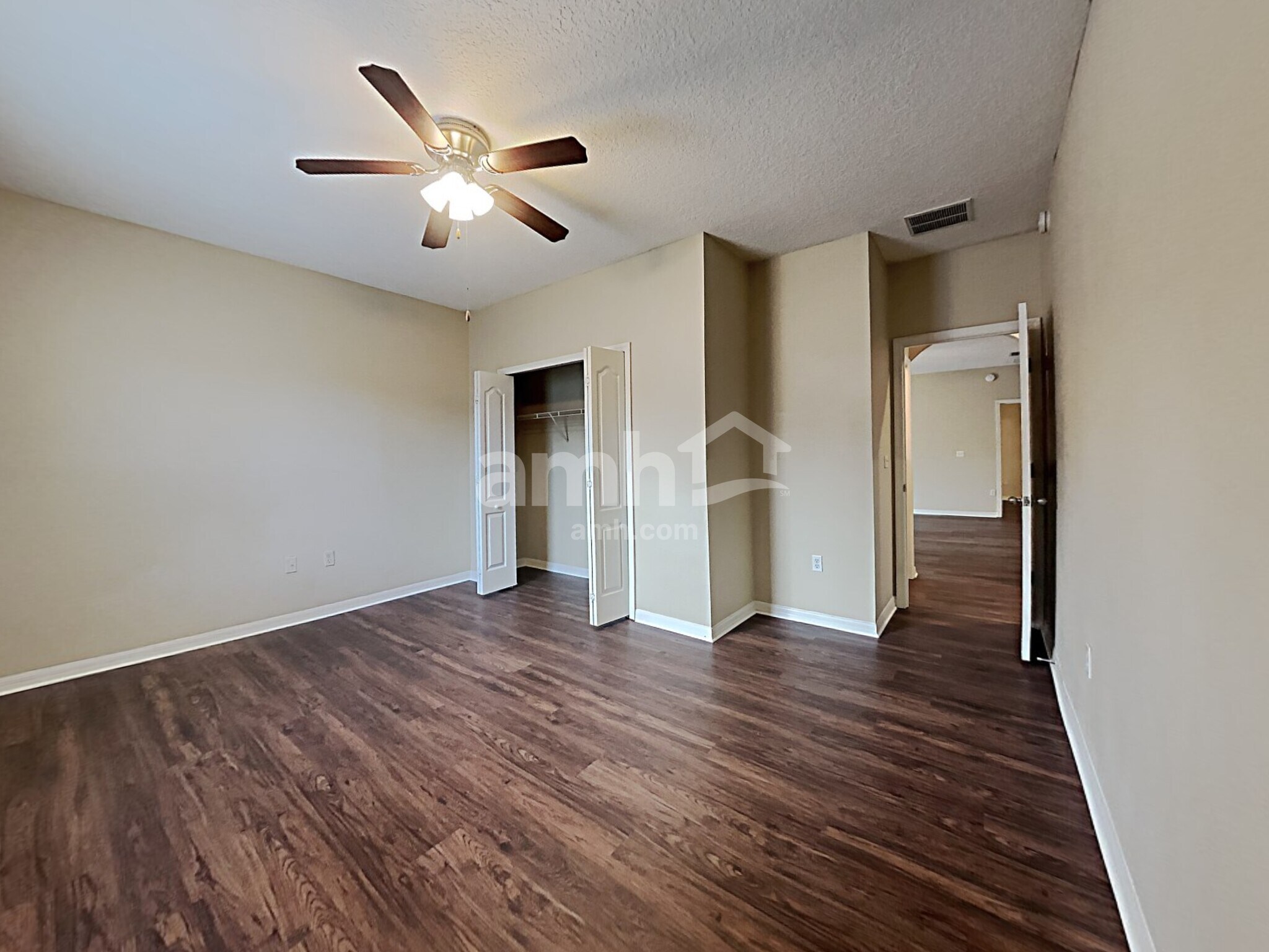 Building Photo - 711 Red Cedar Ct