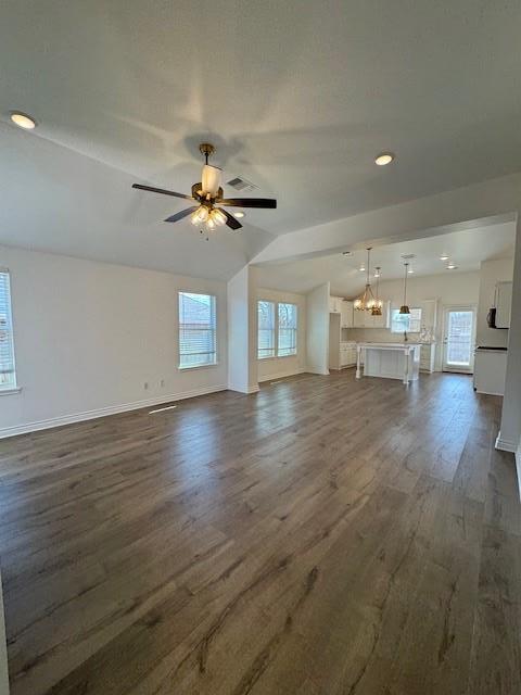 Building Photo - 253 Park Ln