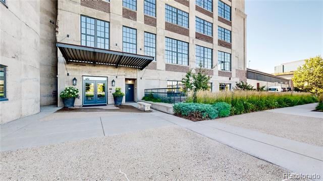 Building Photo - 2000 Little Raven St