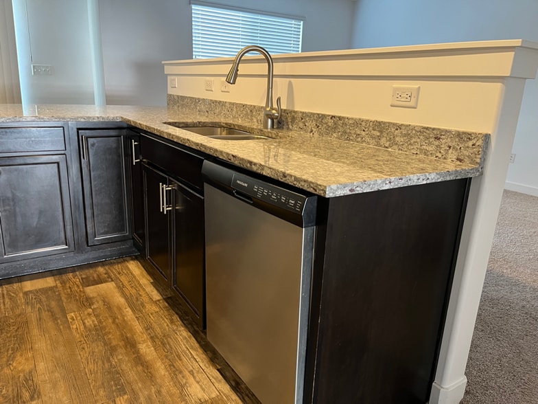 Building Photo - 431 S Fox Chase Ln