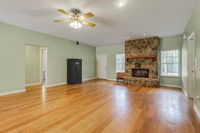 Building Photo - 41 Strattonwood Pl