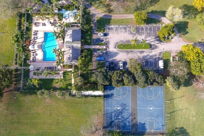 Building Photo - 15975 SW 109th St