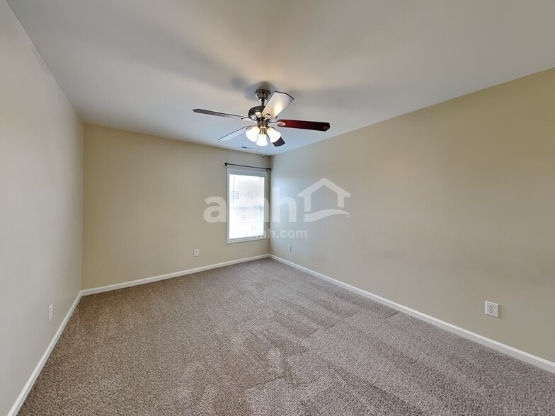 Building Photo - 109 Morrocroft Ln